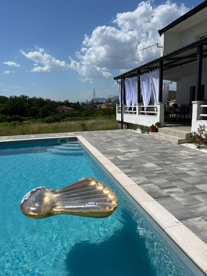 Willa Kuca Za Odmor Planinic Krehin Dvor Zewnętrze zdjęcie